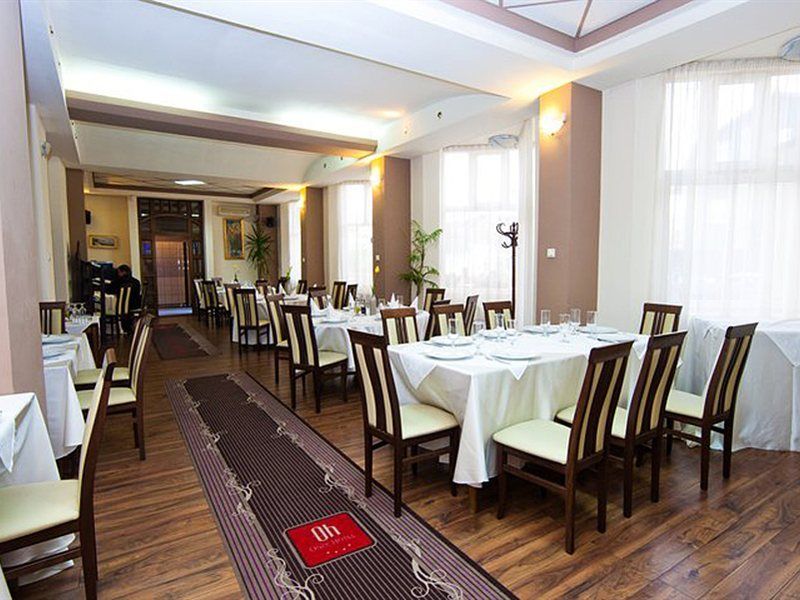 Hotel Onix Cluj-Napoca Ngoại thất bức ảnh