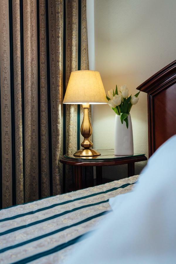 Hotel Onix Cluj-Napoca Ngoại thất bức ảnh